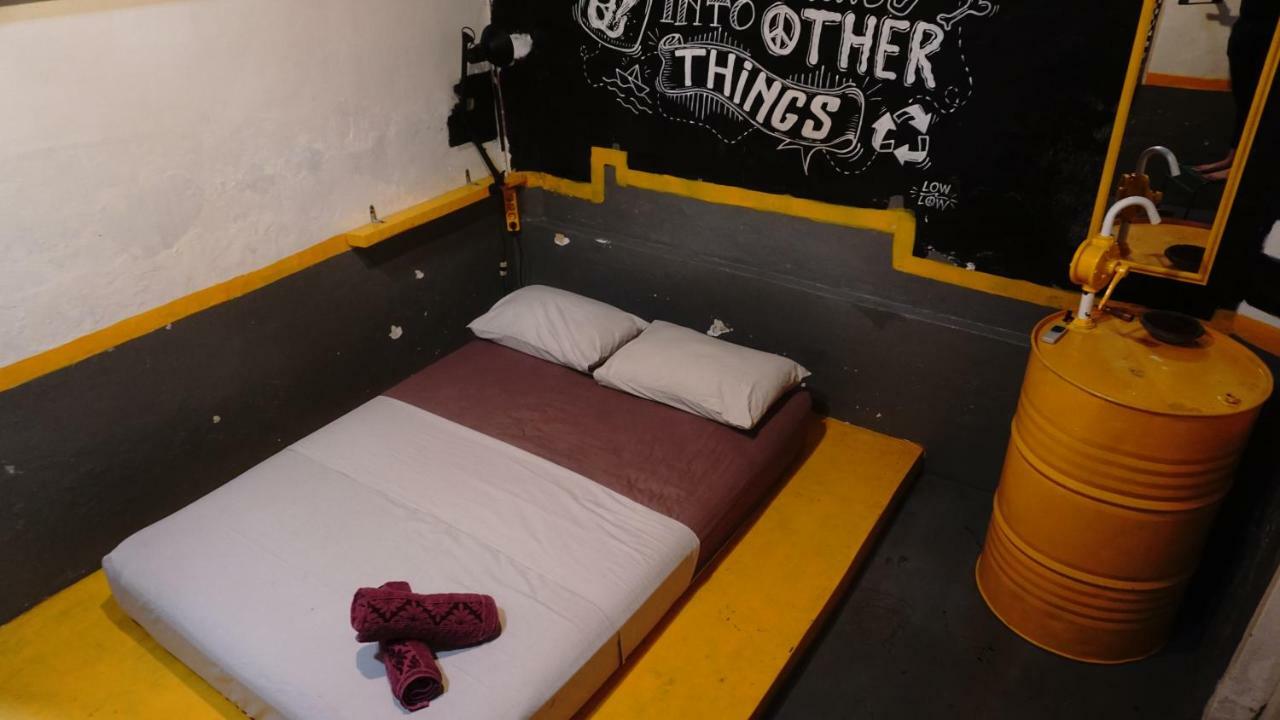 Abrakadabra! Artbnb Yogyakarta Exteriér fotografie